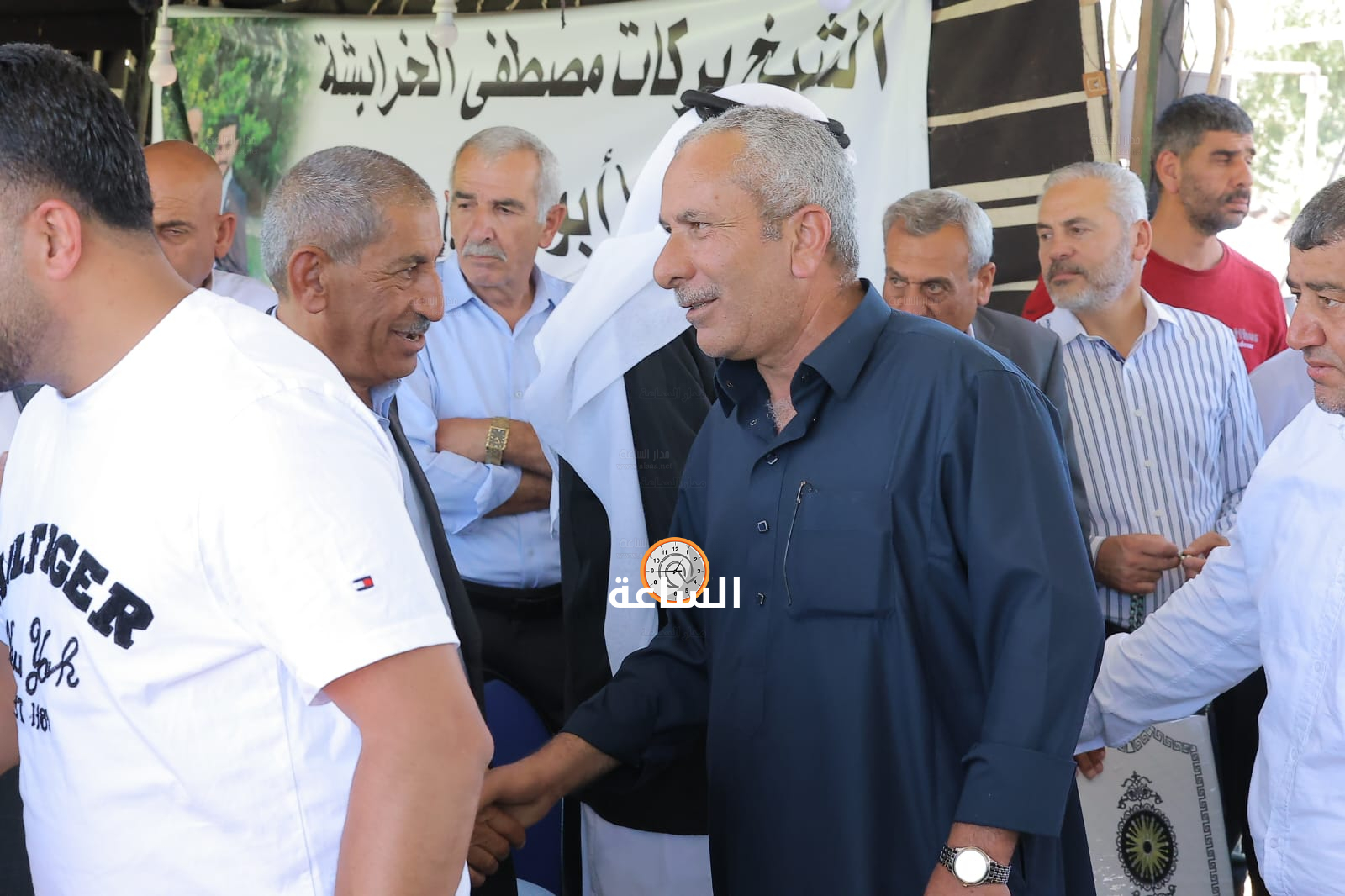 Madar Al-Saa Images 0.3855876074895369