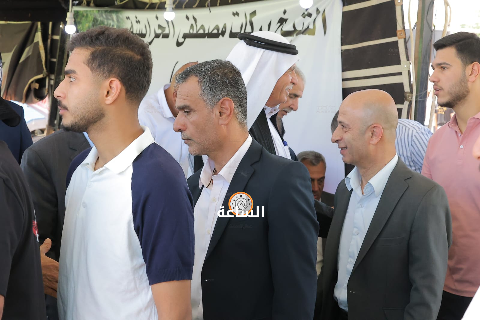 Madar Al-Saa Images 0.20701458134986617