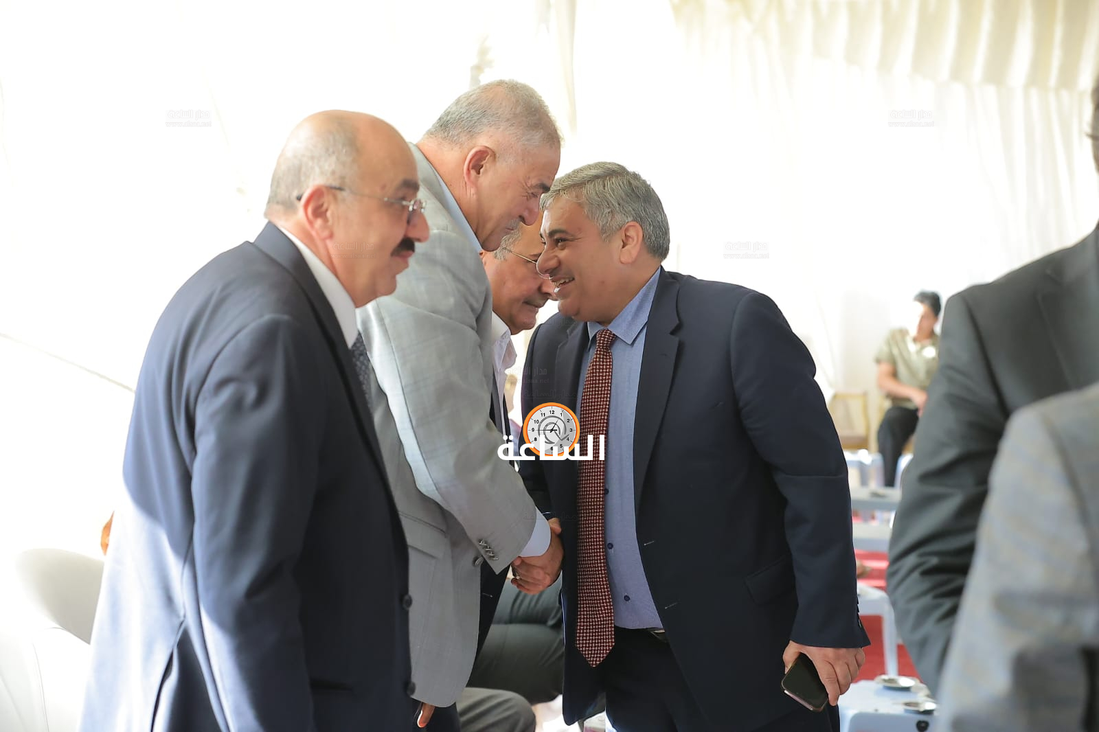 Madar Al-Saa Images 0.6564870618016155
