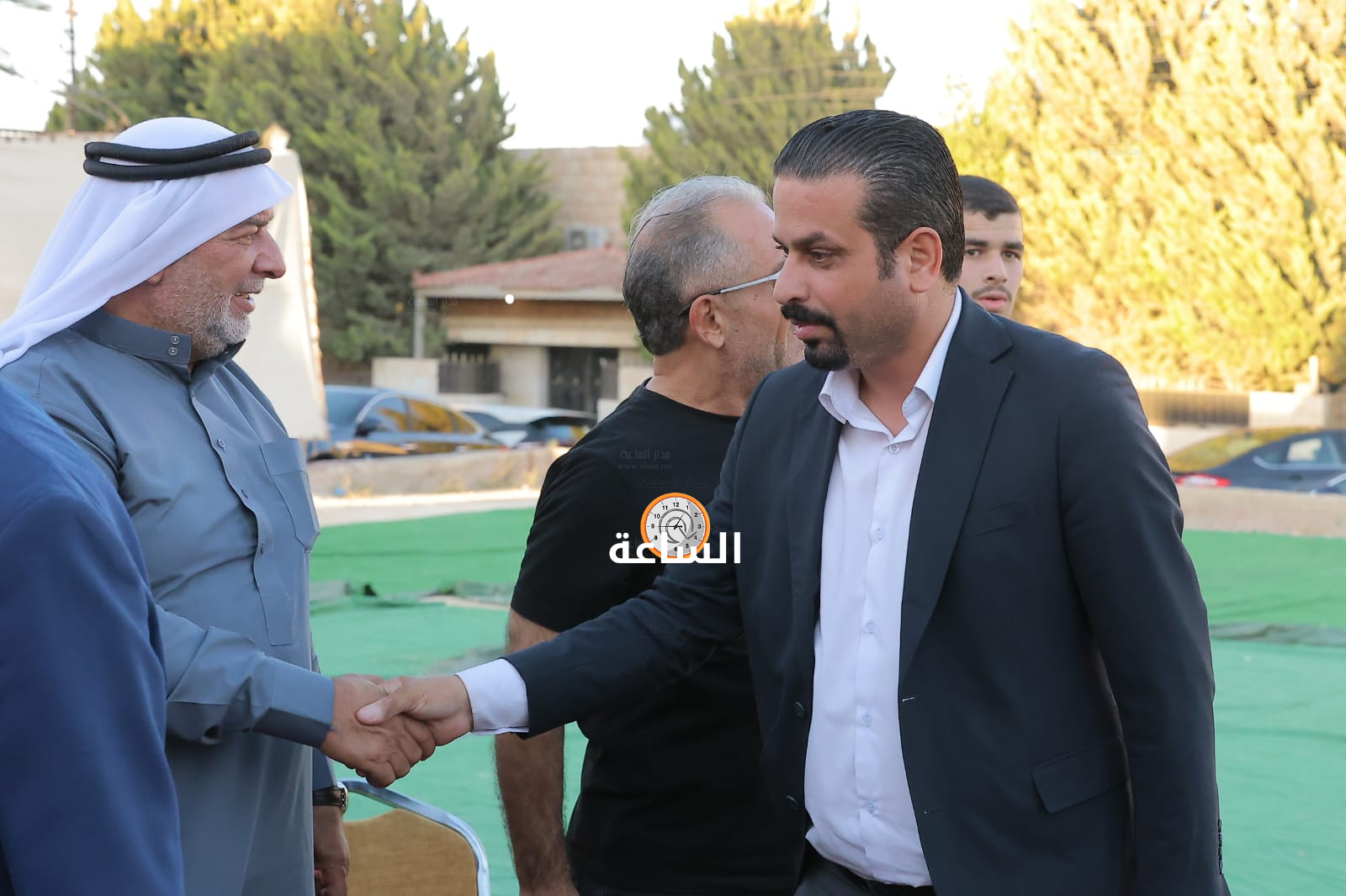 Madar Al-Saa Images 0.042961189023348