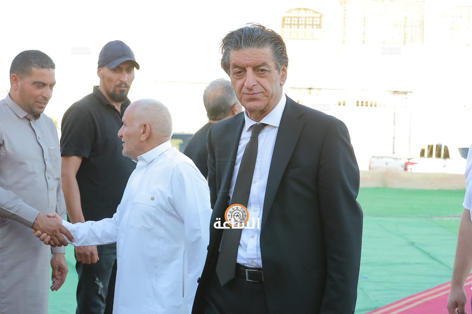 Madar Al-Saa Images 0.16616393312137934