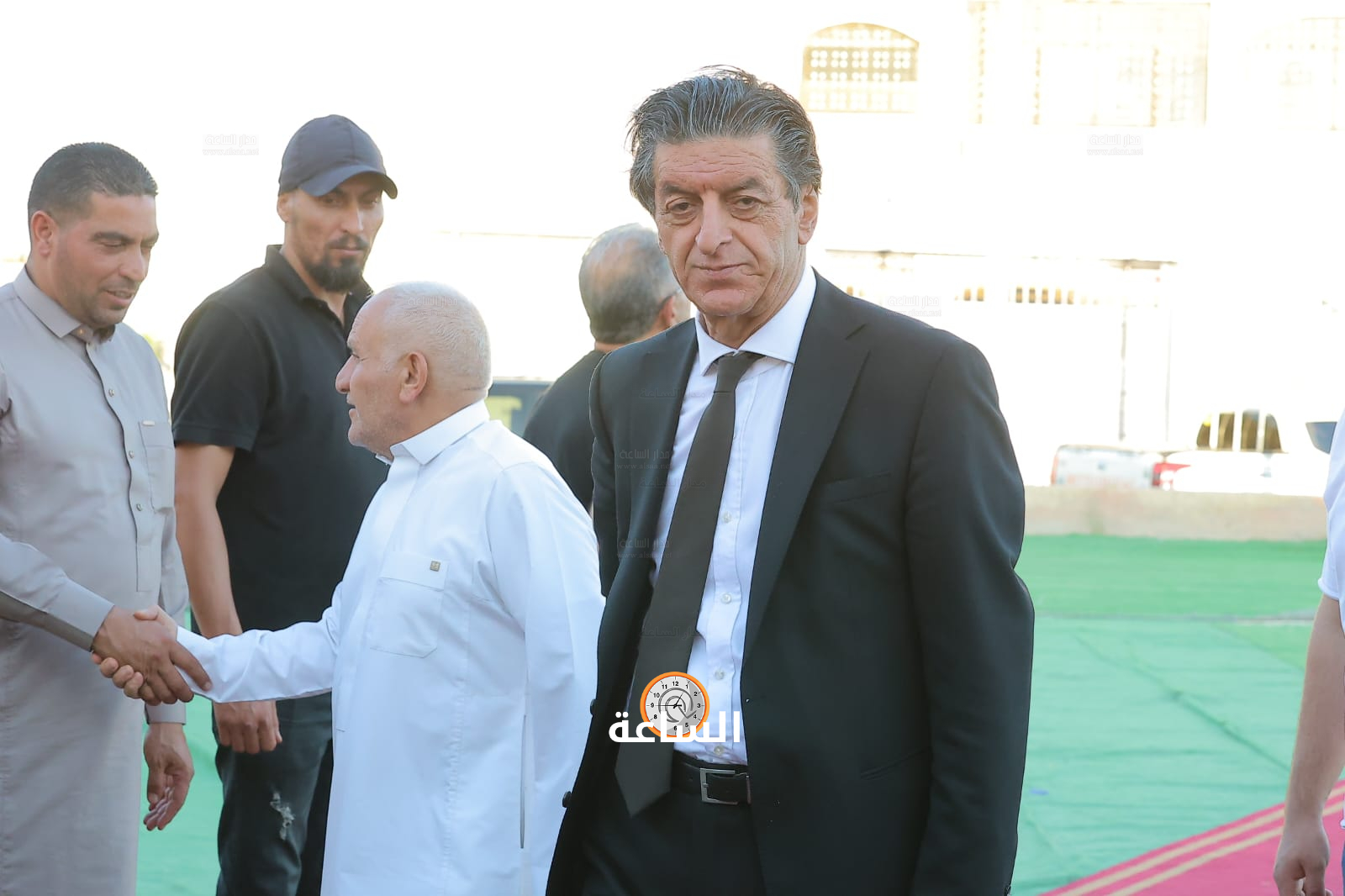 Madar Al-Saa Images 0.8849158653597301