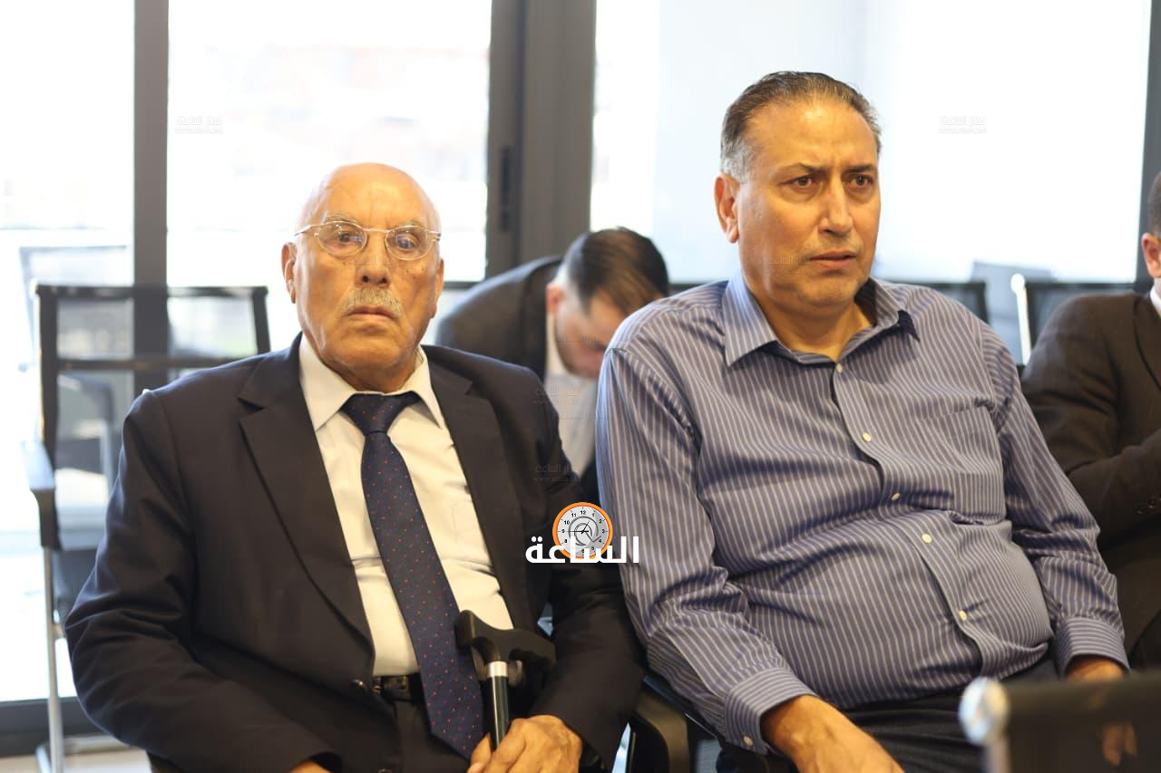 Madar Al-Saa Images 0.4922705911710661