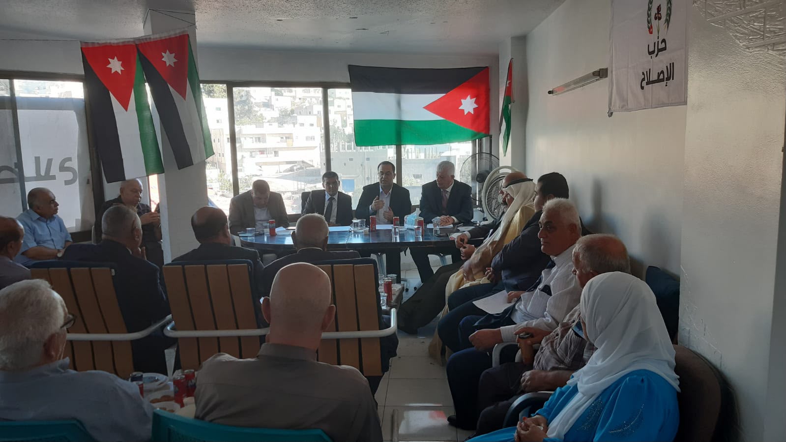 Madar Al-Saa Images 0.7917907426203501