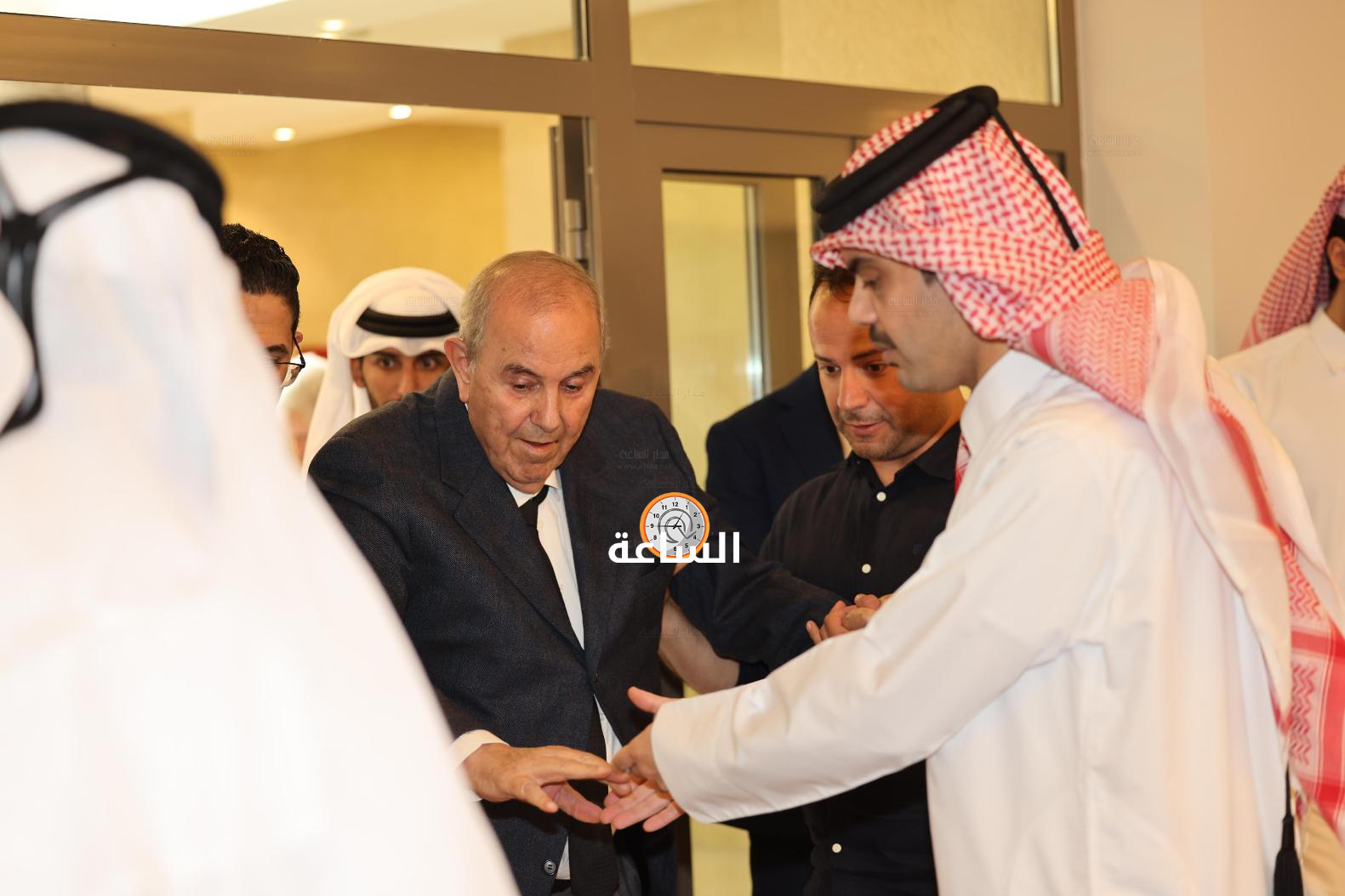 Madar Al-Saa Images 0.13772161846341824