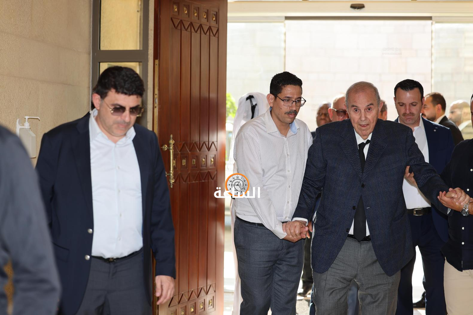 Madar Al-Saa Images 0.5861167263158854
