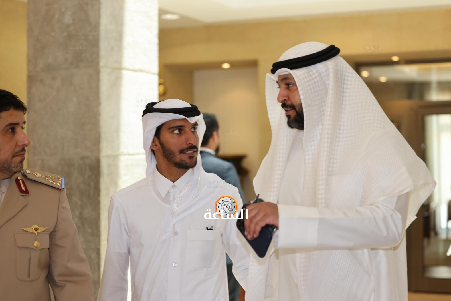 Madar Al-Saa Images 0.21578237670037725