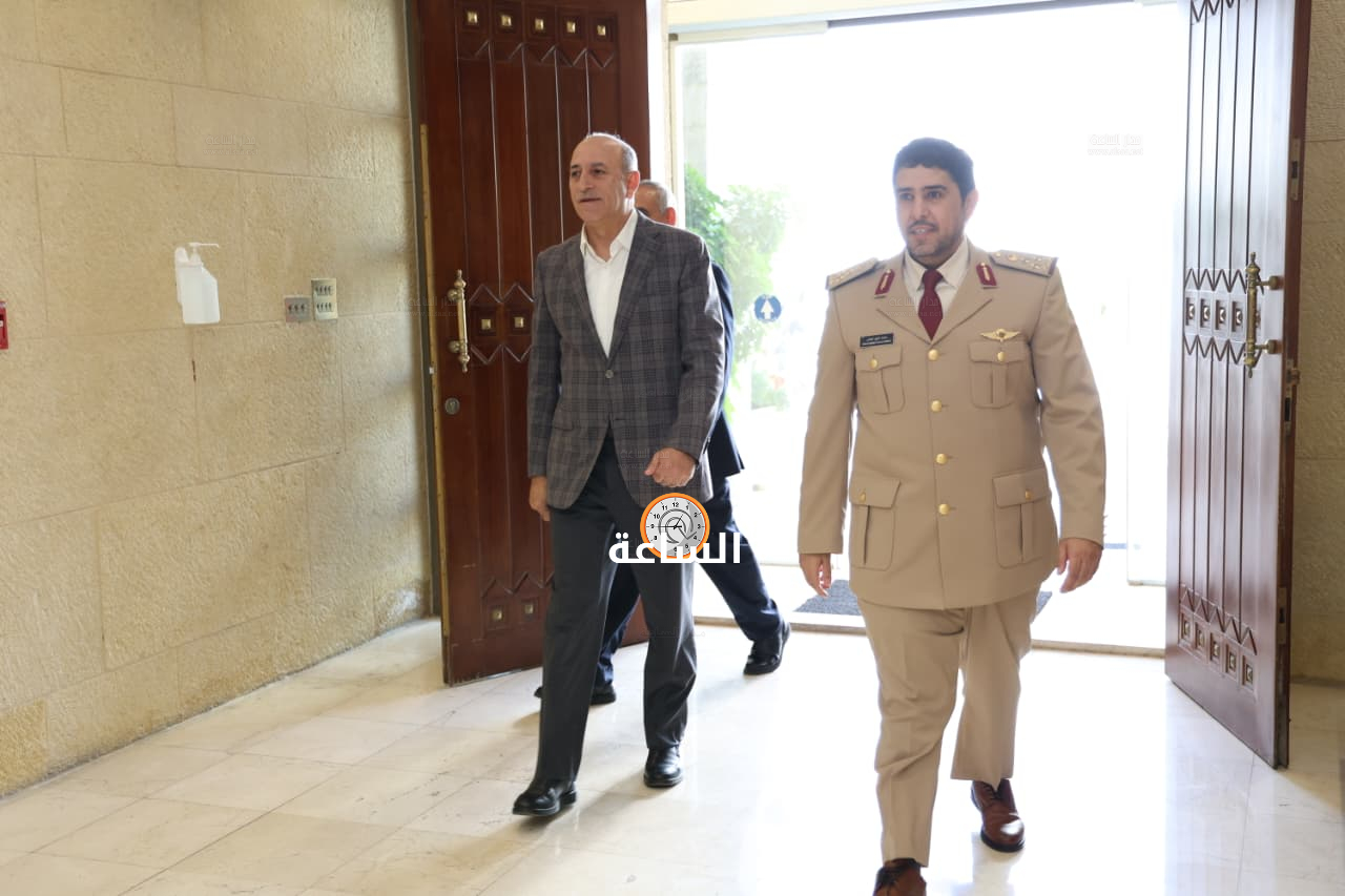 Madar Al-Saa Images 0.743976870345031