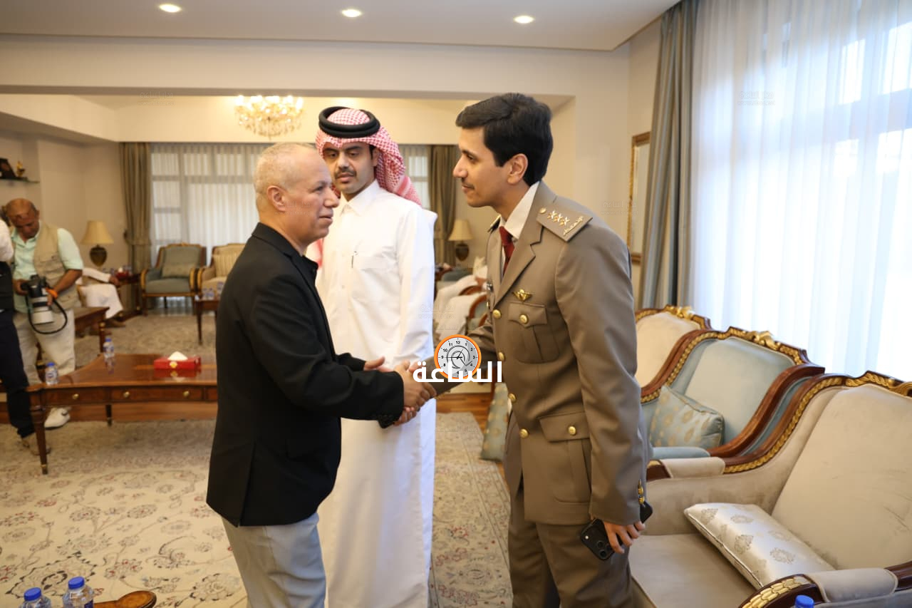 Madar Al-Saa Images 0.7293804968509924