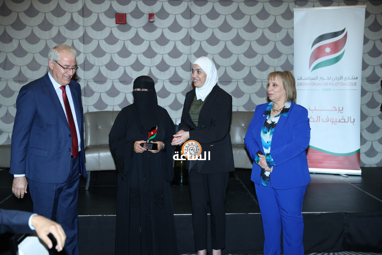 Madar Al-Saa Images 0.6651084196779977
