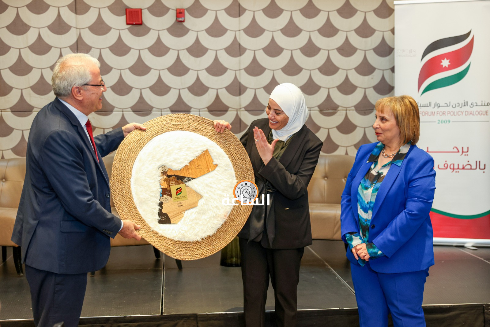 Madar Al-Saa Images 0.5109441382099583