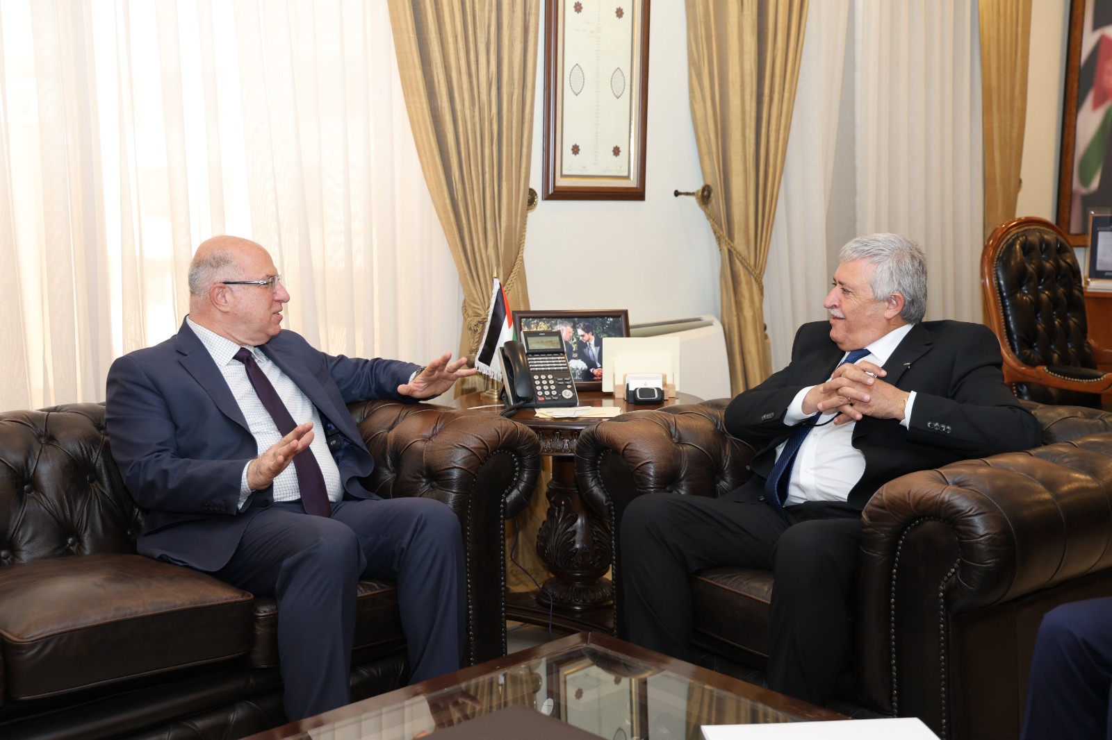 Madar Al-Saa Images 0.2248230941292585