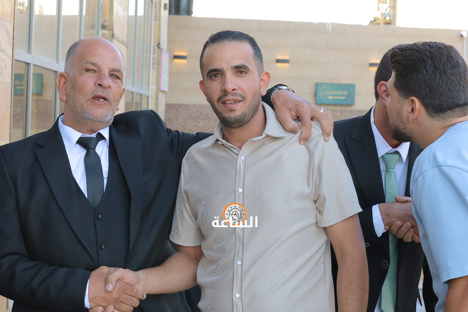 Madar Al-Saa Images 0.5496127116389559