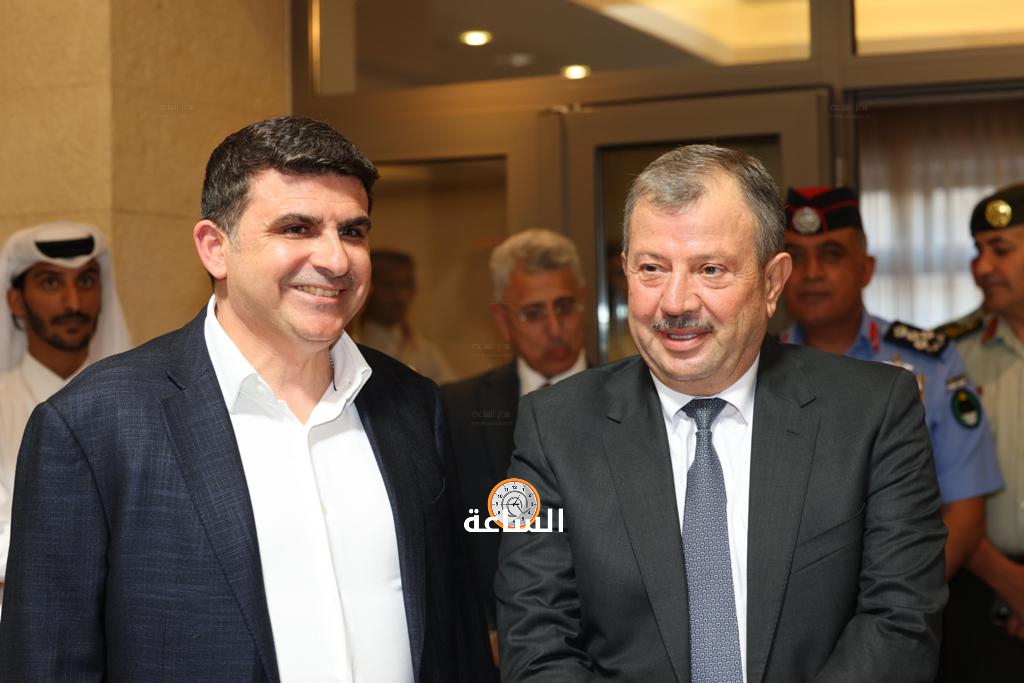 Madar Al-Saa Images 0.3247361477770486