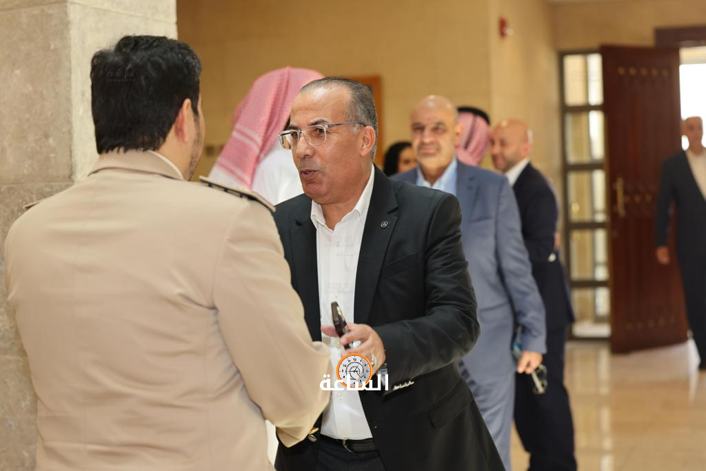 Madar Al-Saa Images 0.07225770410001431
