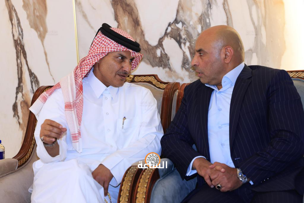 Madar Al-Saa Images 0.39611425839540126