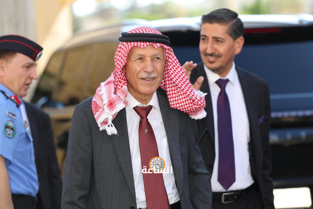 Madar Al-Saa Images 0.14479483447952024