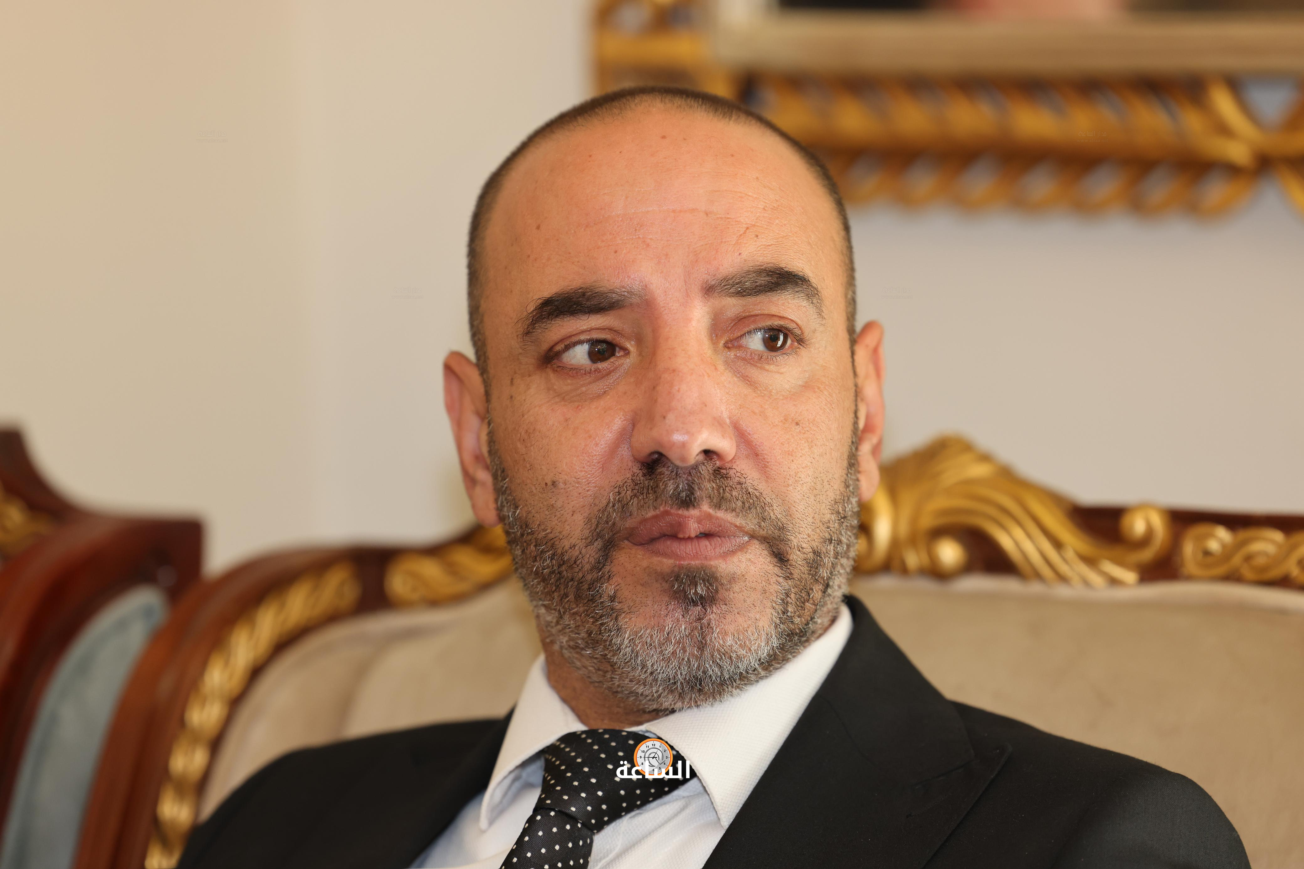 Madar Al-Saa Images 0.852549019544855