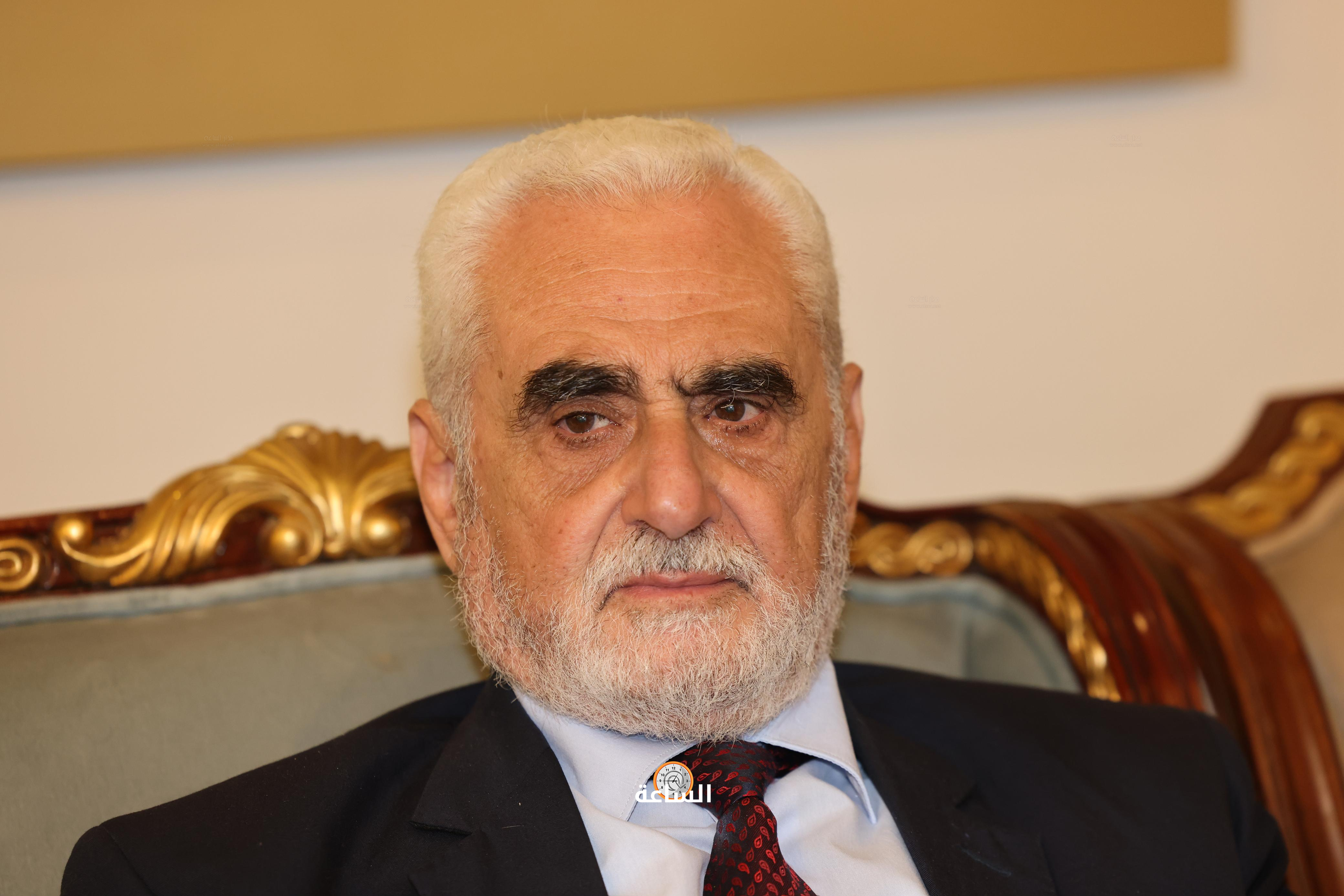 Madar Al-Saa Images 0.8836236944321515