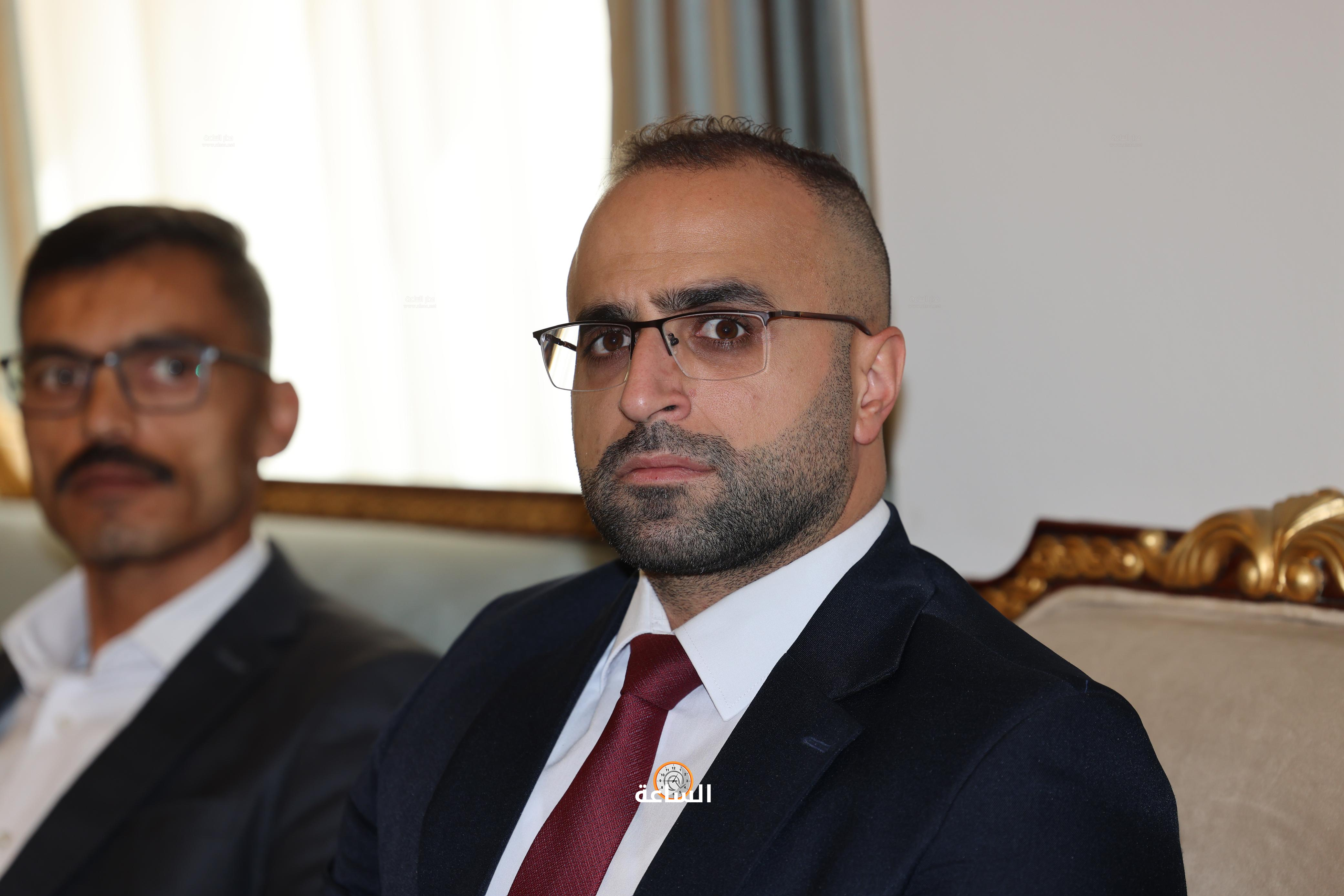 Madar Al-Saa Images 0.8271457682529174
