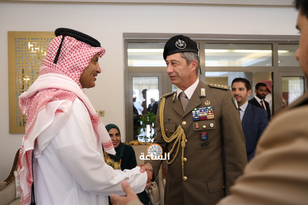 Madar Al-Saa Images 0.962140652120488