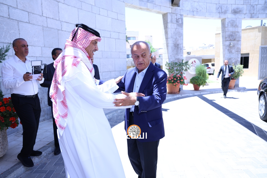 Madar Al-Saa Images 0.9054996724172614