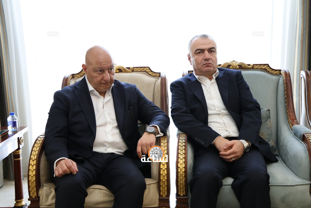 Madar Al-Saa Images 0.38931726715446613