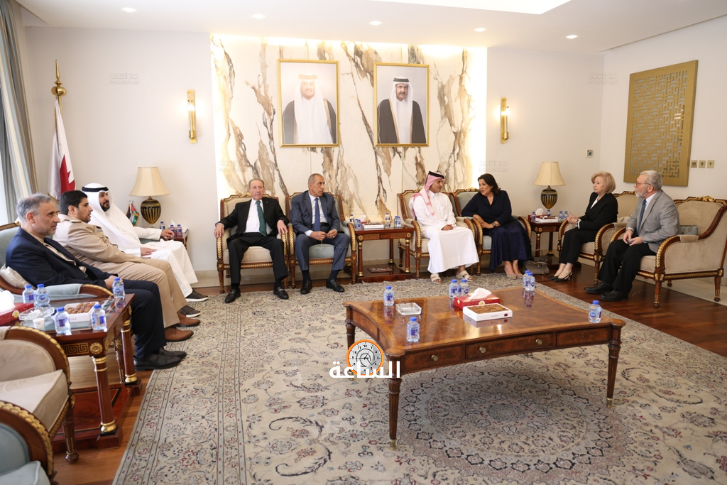 Madar Al-Saa Images 0.35982613177365974