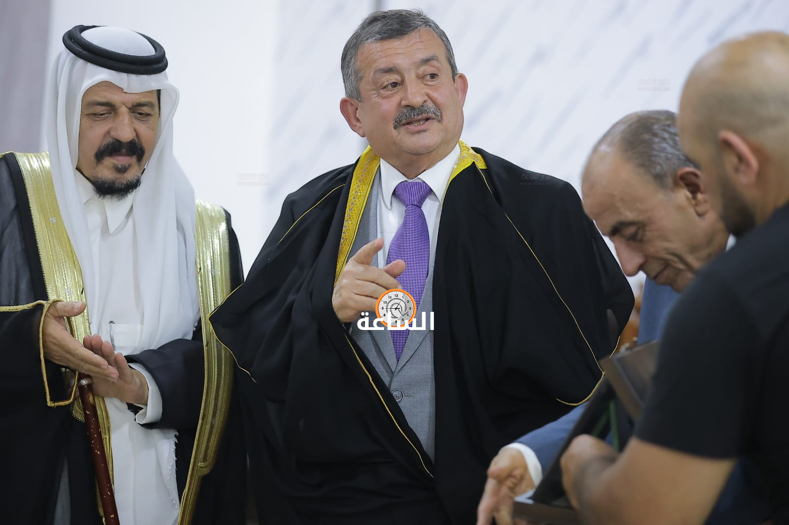 Madar Al-Saa Images 0.8776419610540248