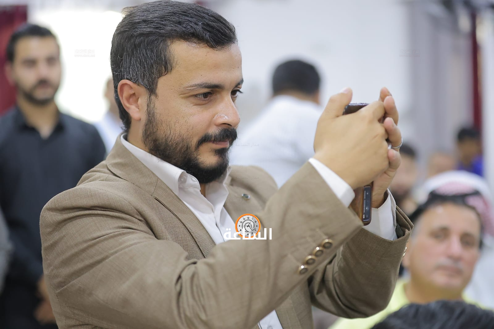 Madar Al-Saa Images 0.8752483586285533