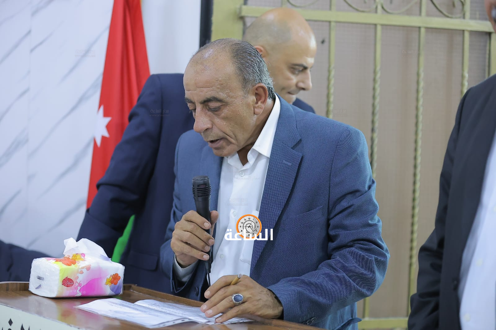 Madar Al-Saa Images 0.07727151215196526