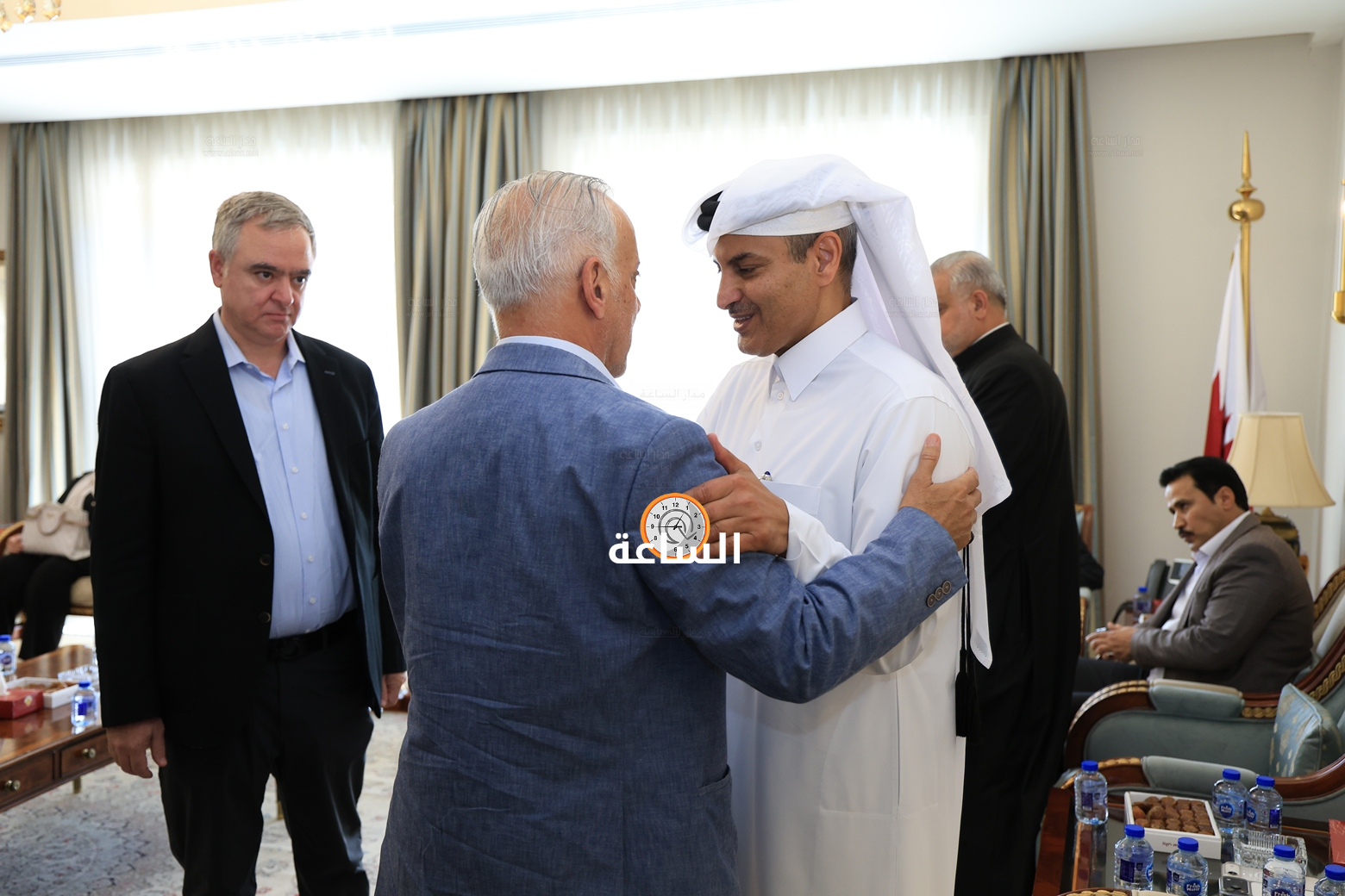 Madar Al-Saa Images 0.7912775737288642