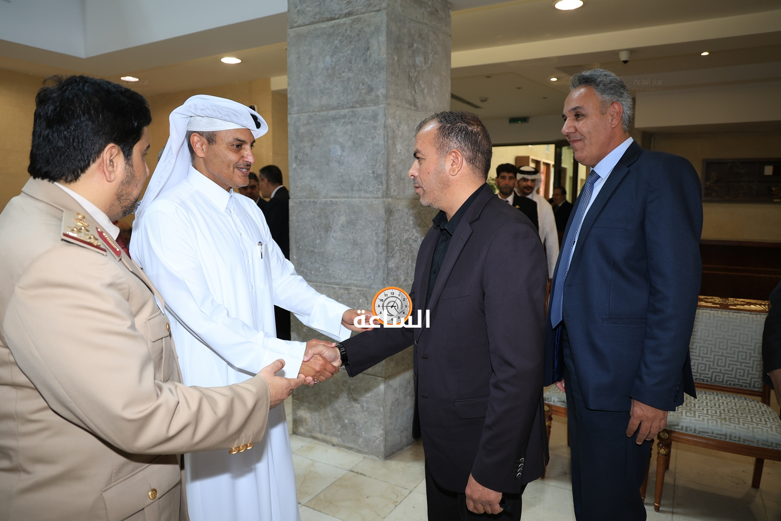 Madar Al-Saa Images 0.2508949384936321
