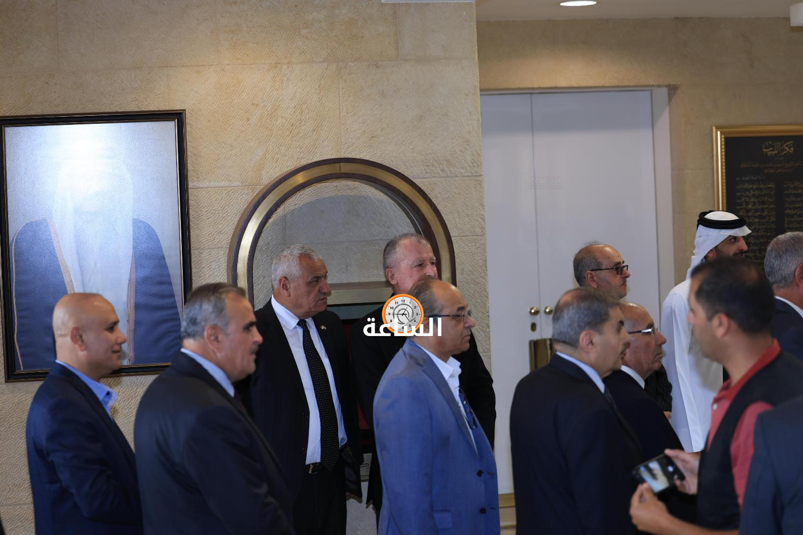 Madar Al-Saa Images 0.14213546602059335