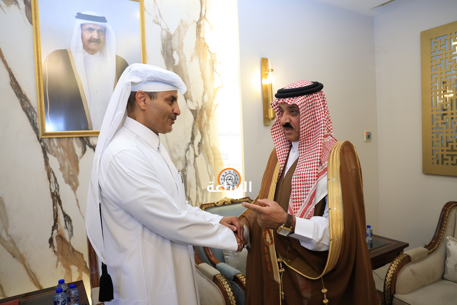 Madar Al-Saa Images 0.8801374463705497