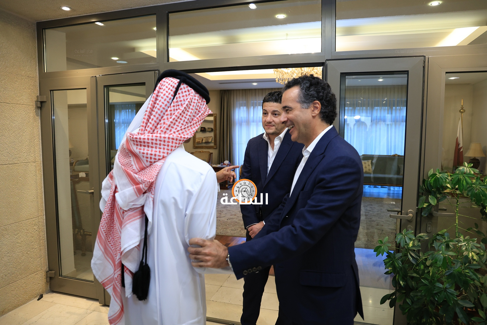 Madar Al-Saa Images 0.9091609149993692