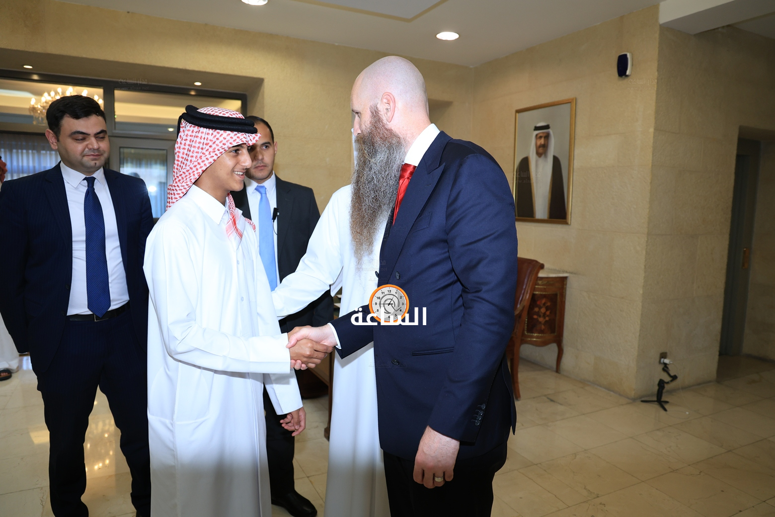 Madar Al-Saa Images 0.8393856673971769