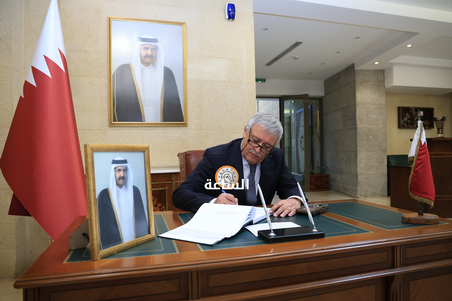 Madar Al-Saa Images 0.4893442632044017