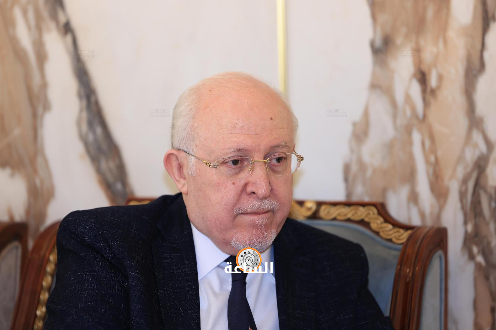 Madar Al-Saa Images 0.9662505711856672