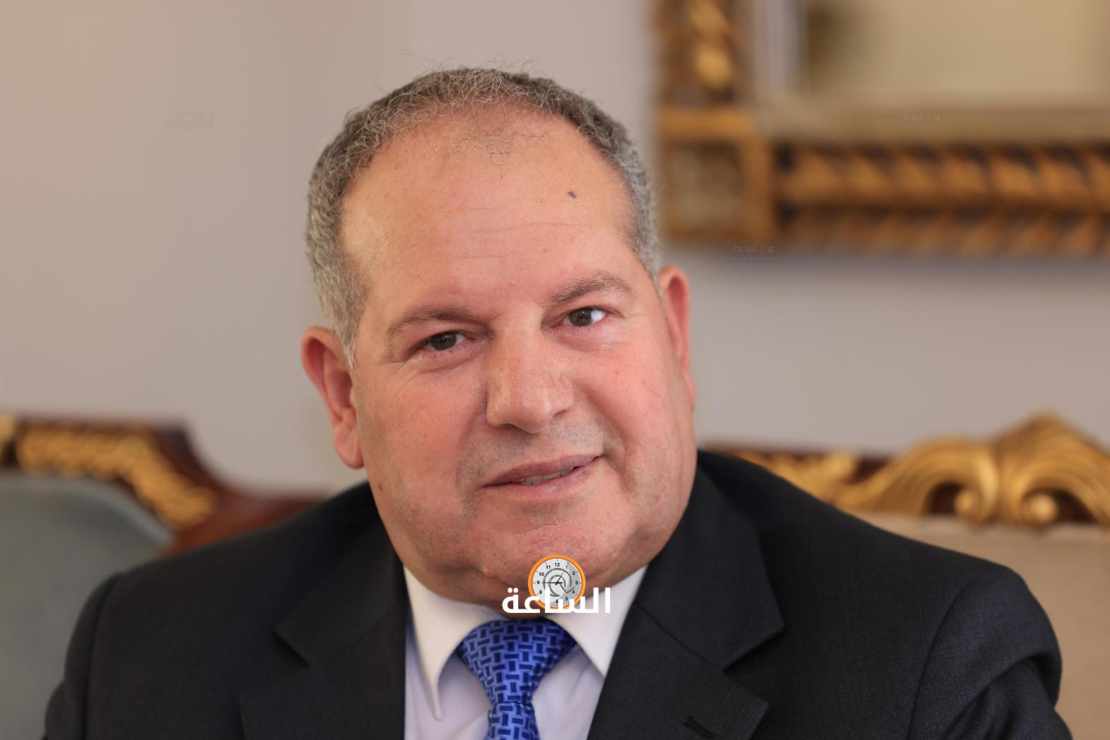 Madar Al-Saa Images 0.46004591673116413