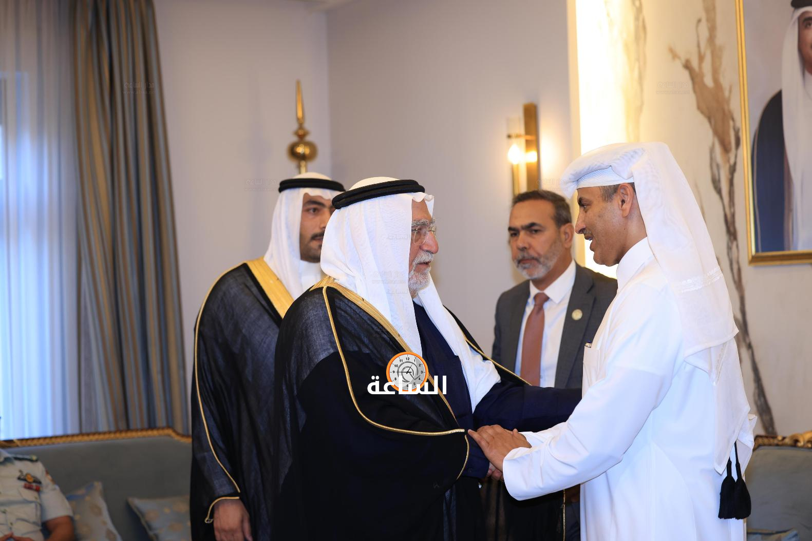 Madar Al-Saa Images 0.38390318133171875