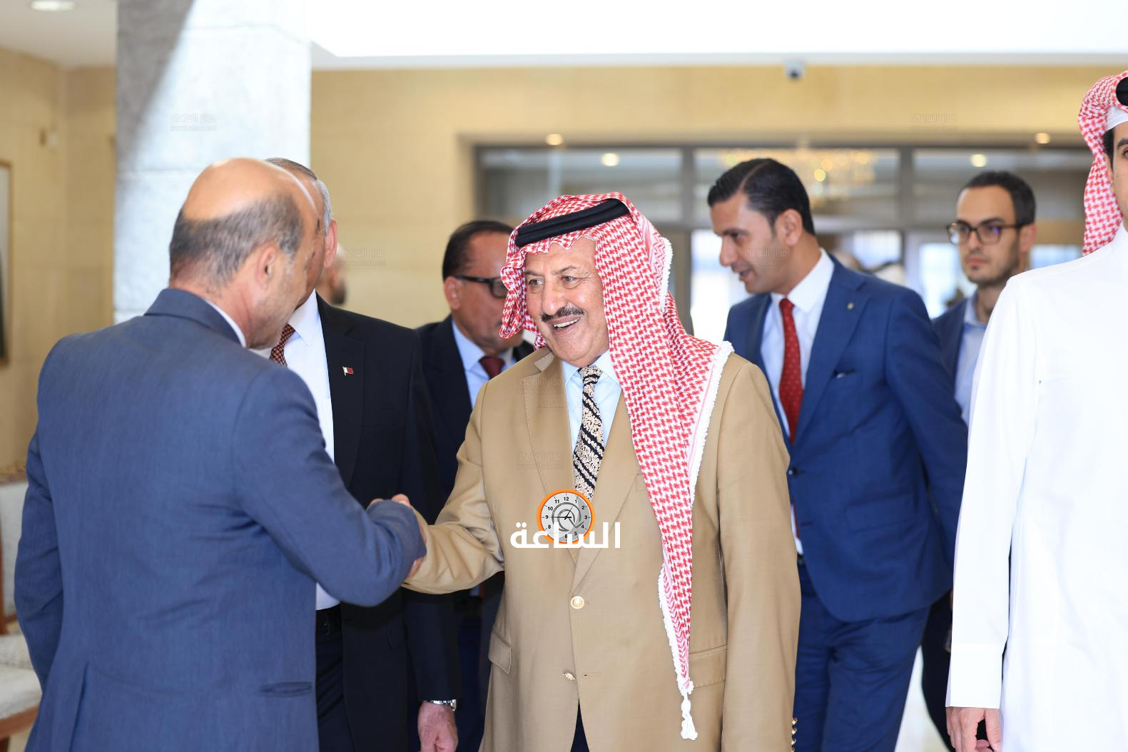 Madar Al-Saa Images 0.13982673943719326