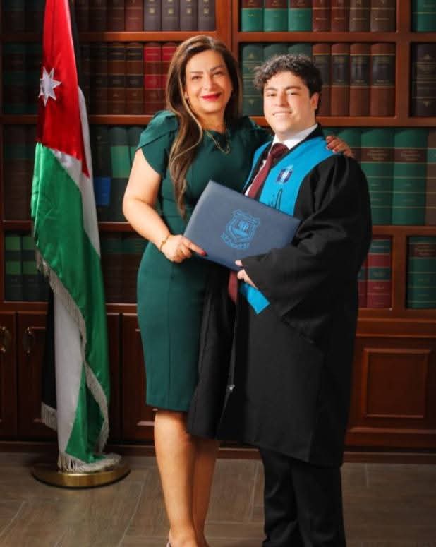 Madar Al-Saa Images 0.46050936258347985