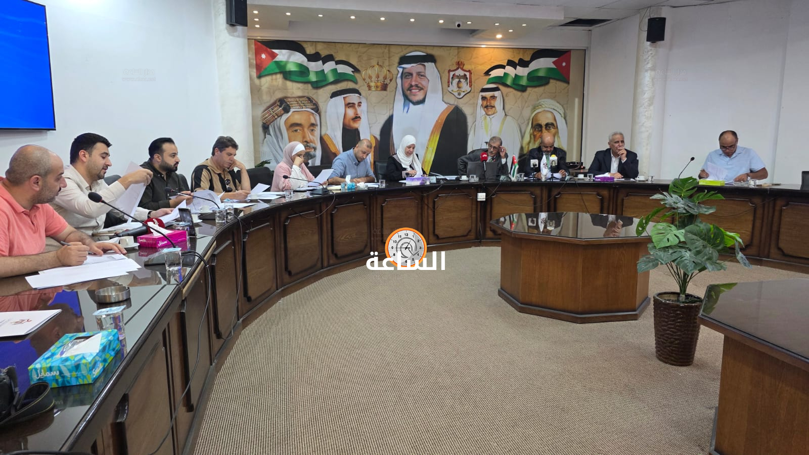 Madar Al-Saa Images 0.9755918924113387