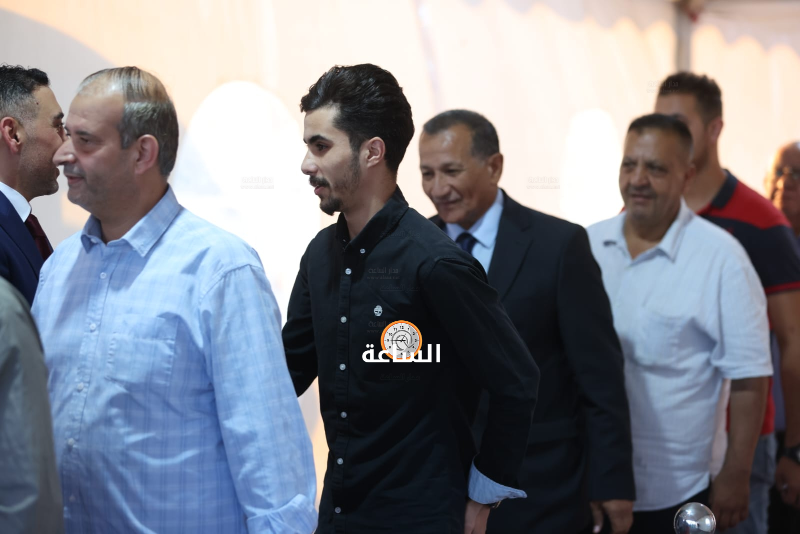 Madar Al-Saa Images 0.014274443377164436