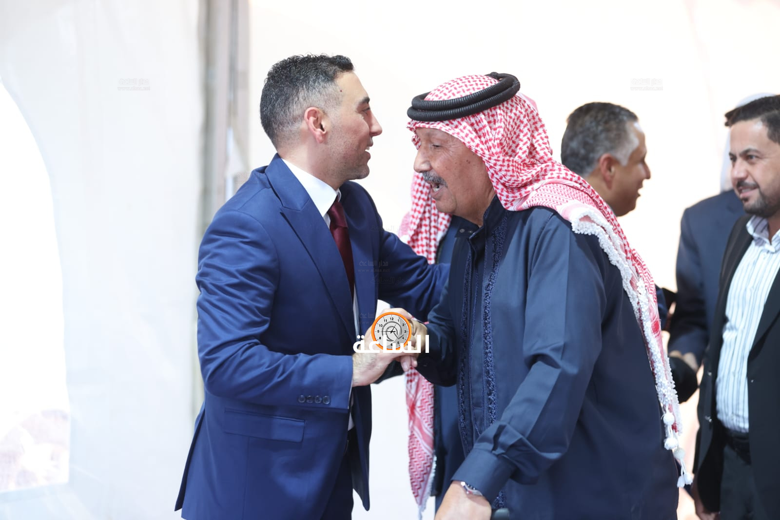 Madar Al-Saa Images 0.11890789012120628