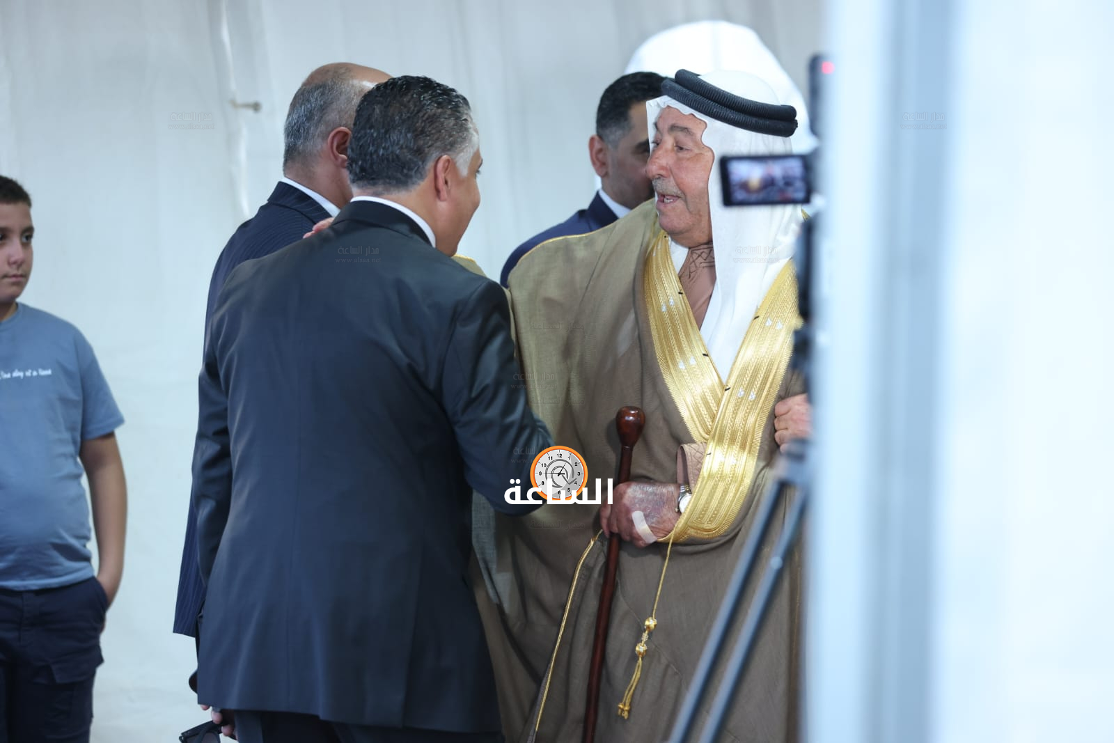 Madar Al-Saa Images 0.3936646704886999