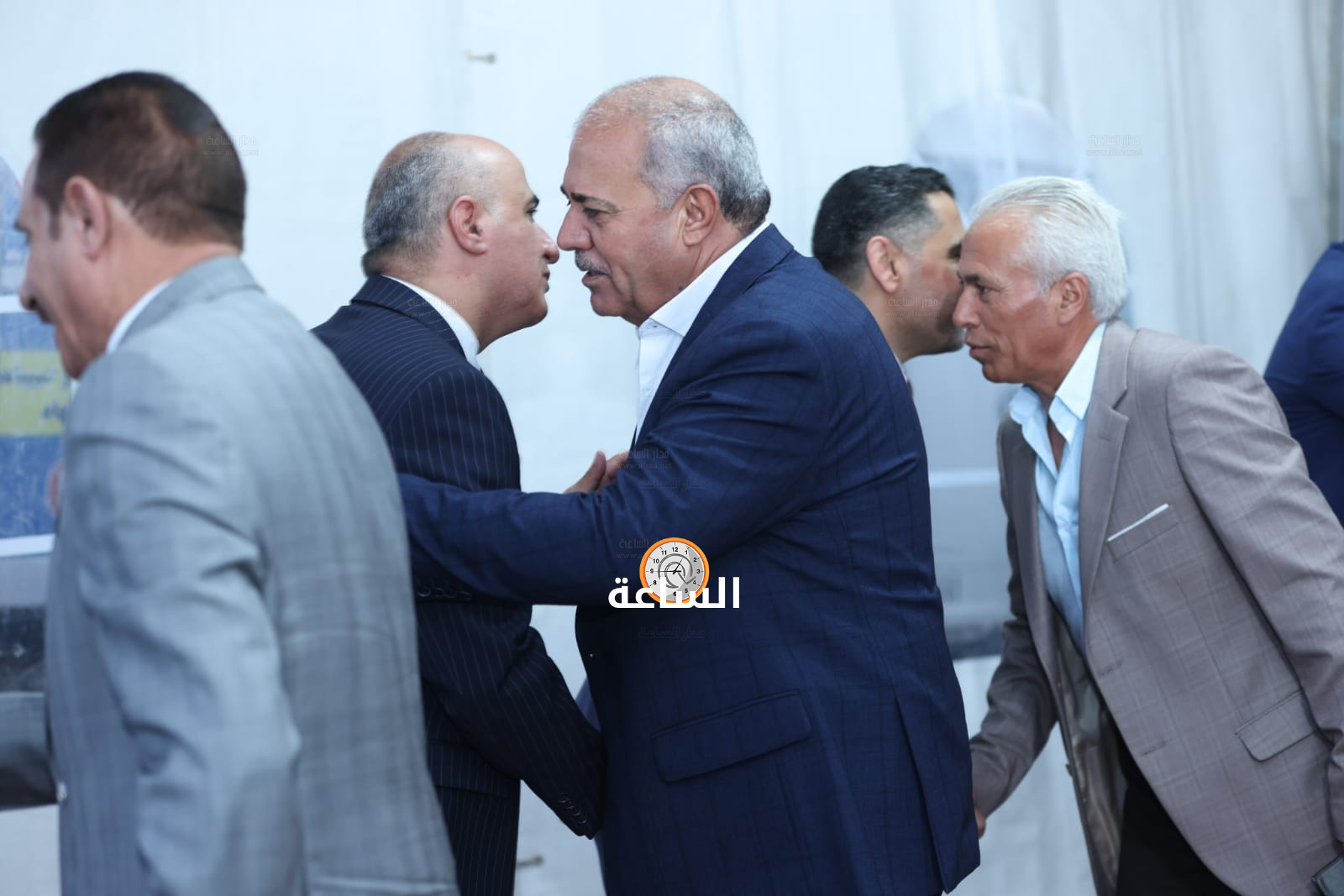 Madar Al-Saa Images 0.2455484523857634