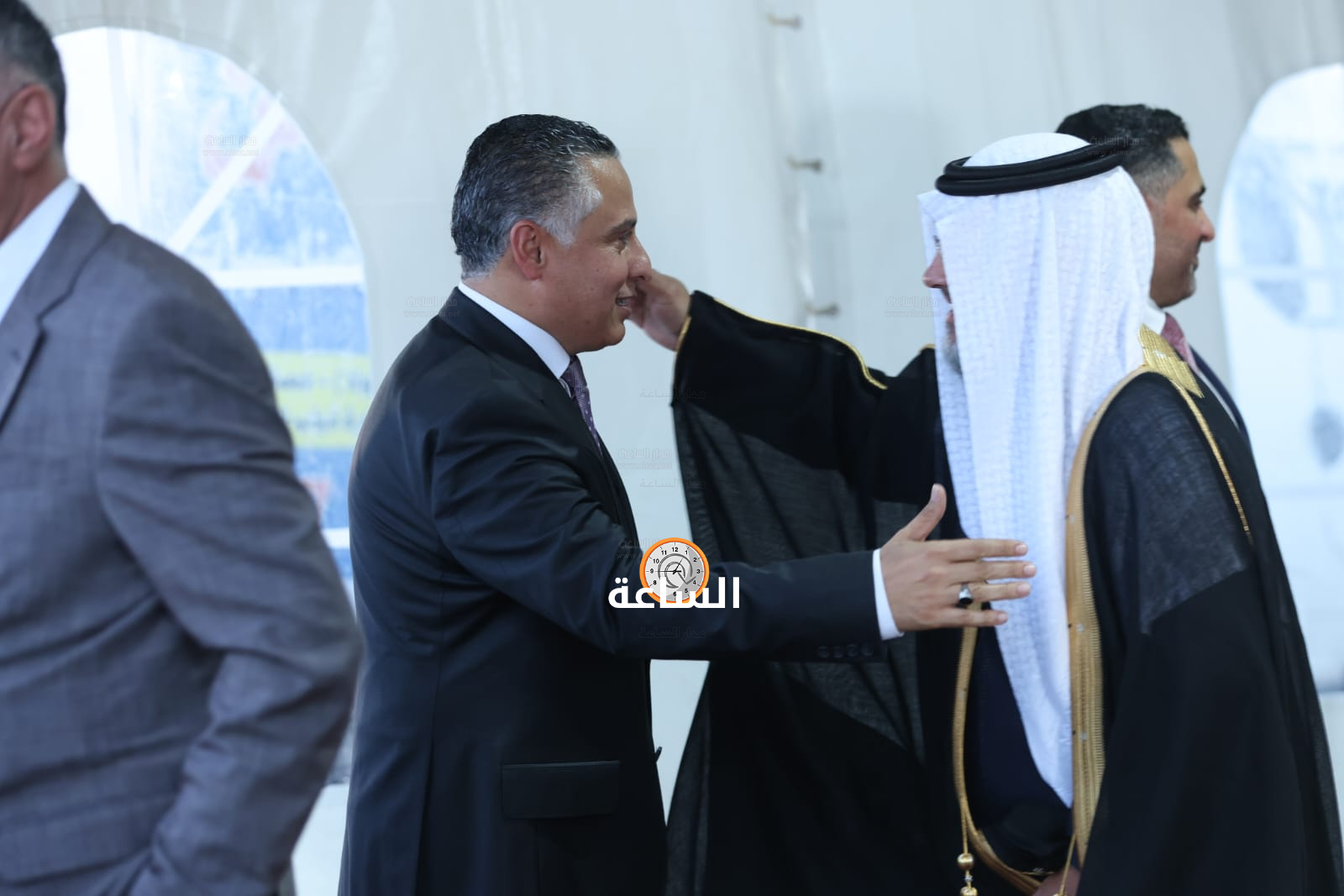 Madar Al-Saa Images 0.4419860439229032