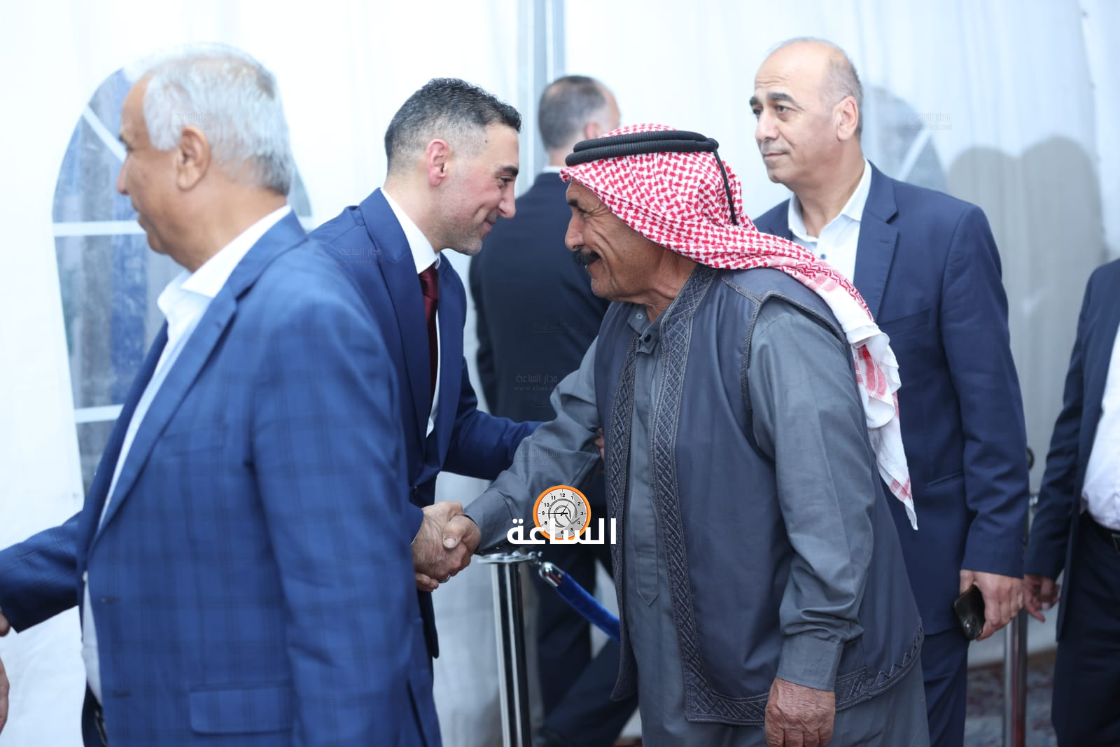 Madar Al-Saa Images 0.5421987377392379